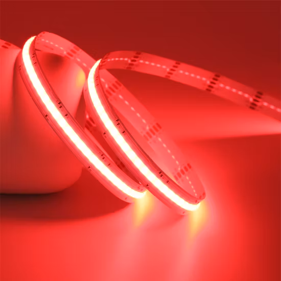 Hochwertiges 24-V-RGB-CSP-LED-Lichtband mit 840 LEDs